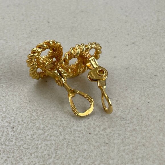 Vintage Knotted Metal Rope Earrings 1970s Monet Gold Tone Clip Ons Spirals - Picture 3 of 3